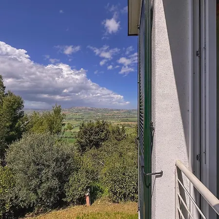 Nature Retreat Spacious 5 Bedroom Modern With Private Park *