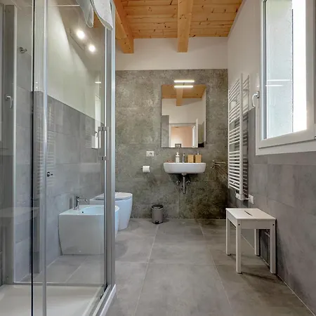 Nature Retreat Spacious 5 Bedroom Modern With Private Park Potenza Picena