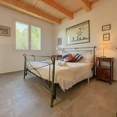Villa Nature Retreat Spacious 5 Bedroom Modern With Private Park Potenza Picena