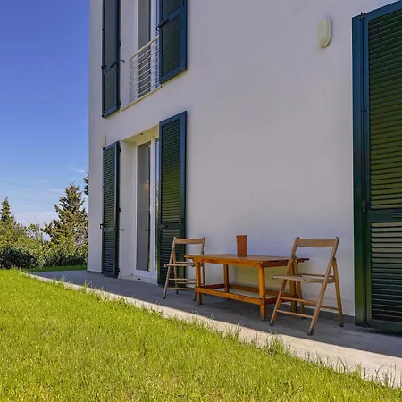 Nature Retreat Spacious 5 Bedroom Modern With Private Park Potenza Picena