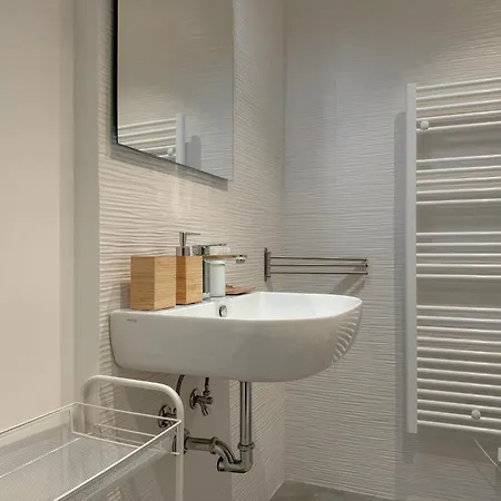 Nature Retreat Spacious 5 Bedroom Modern With Private Park Villa Potenza Picena