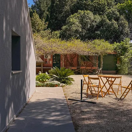 Villa Nature Retreat Spacious 5 Bedroom Modern With Private Park *