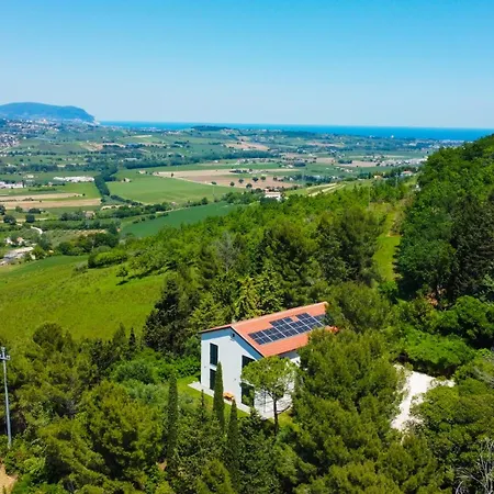 Villa Nature Retreat Spacious 5 Bedroom Modern With Private Park