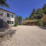 Nature Retreat - 5 Bedroom With Park By Host Hero Villa *
