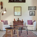 Nature Retreat - 5 Bedroom With Park By Host Hero Potenza Picena