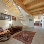 Villa Nature Retreat - 5 Bedroom With Park By Host Hero