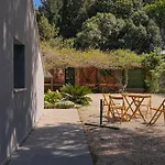 Villa Nature Retreat - 5 Bedroom With Park By Host Hero *