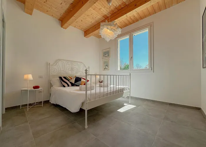 Nature Retreat - 5 Bedroom With Park By Host Hero